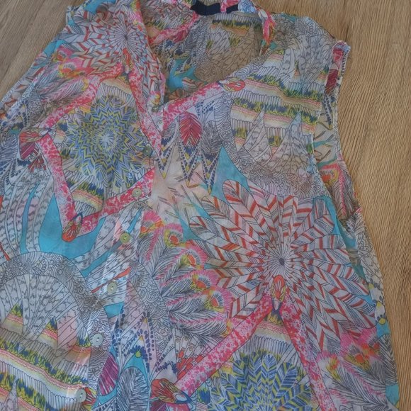 COPY - ❤️🔥2=$20 / 3=$25❤️🔥 Gordon Smith sheer colourful light weight top (Si - Picture 2 of 5